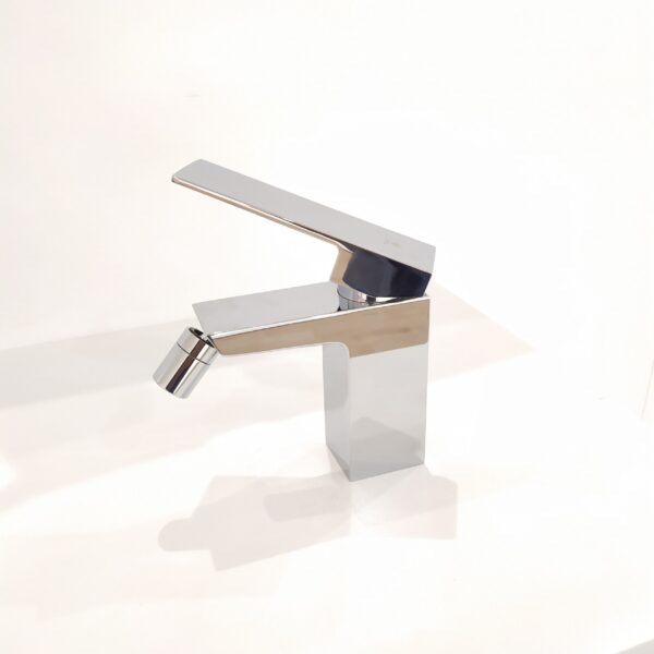 Ctesi mitigeur bidet plane carre_62a499f6b2ae4.jpeg
